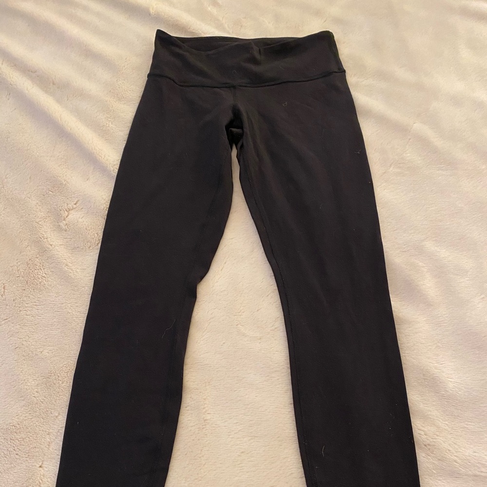 Lululemon Wunder Under (thick) leggings